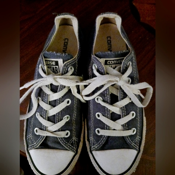 Converse All Star Blue Kids size 2 sneakers - Picture 1 of 6